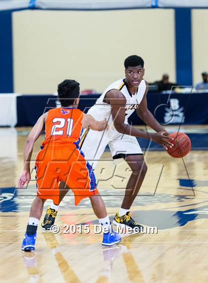 Thumbnail 3 in Bartow vs. Lakewood photogallery.