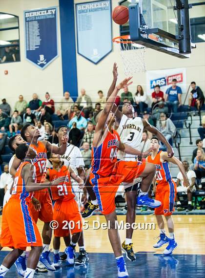 Thumbnail 2 in Bartow vs. Lakewood photogallery.