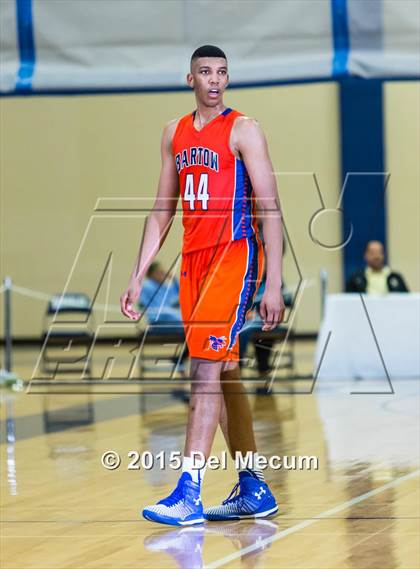 Thumbnail 1 in Bartow vs. Lakewood photogallery.