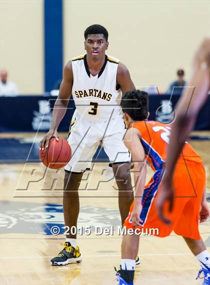 Thumbnail 1 in Bartow vs. Lakewood photogallery.