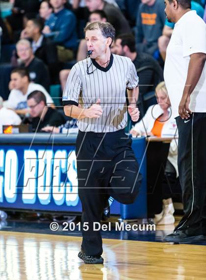 Thumbnail 1 in Bartow vs. Lakewood photogallery.