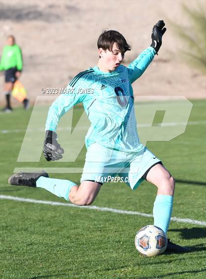 Thumbnail 1 in Salpointe Catholic @ Phoenix Country Day photogallery.