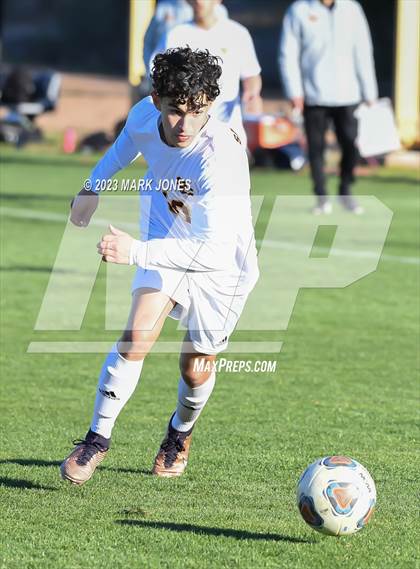 Thumbnail 2 in Salpointe Catholic @ Phoenix Country Day photogallery.