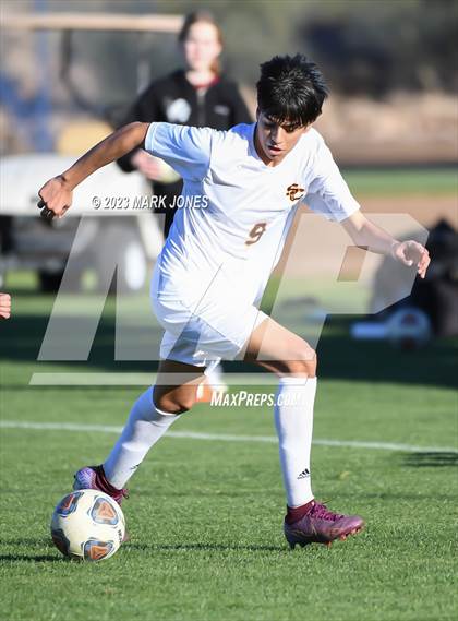 Thumbnail 2 in Salpointe Catholic @ Phoenix Country Day photogallery.