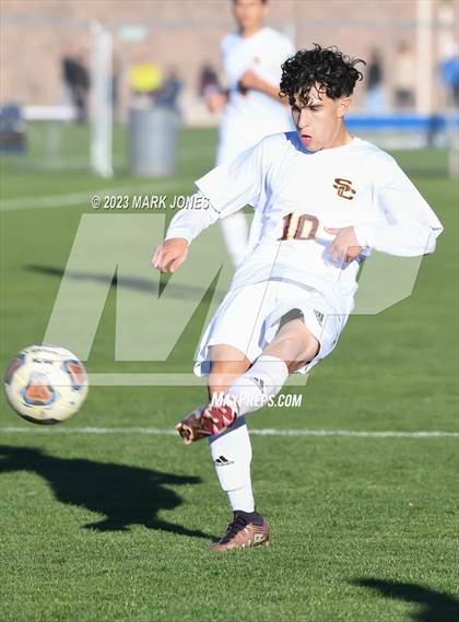 Thumbnail 2 in Salpointe Catholic @ Phoenix Country Day photogallery.