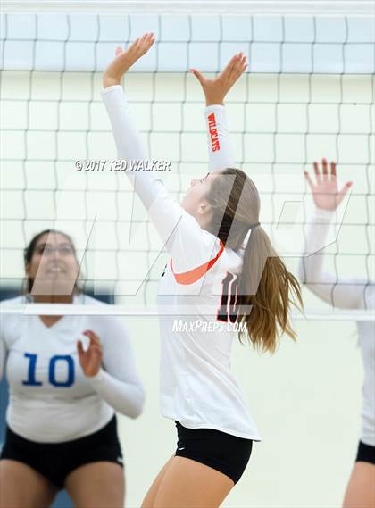 Thumbnail 2 in Woodside @ Santa Clara photogallery.