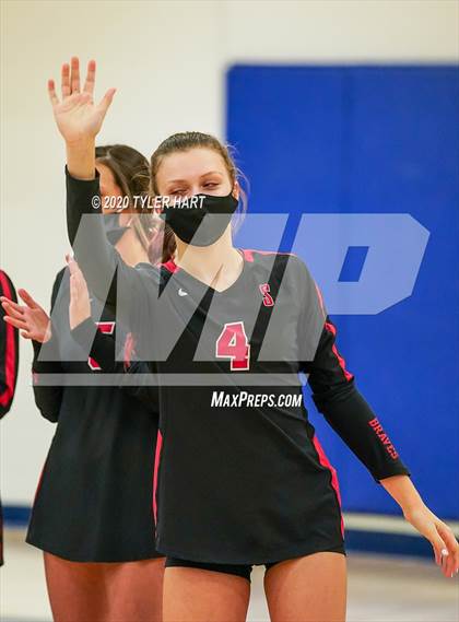 Thumbnail 1 in Decatur Central vs. Terre Haute South Vigo (IHSAA 4A Sectional) photogallery.
