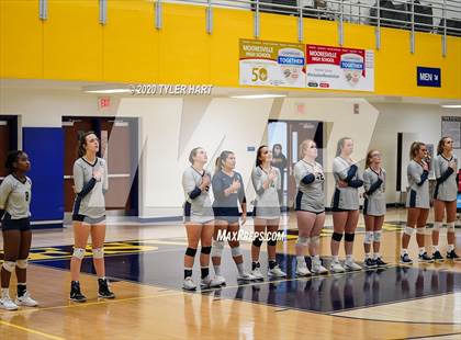 Thumbnail 1 in Decatur Central vs. Terre Haute South Vigo (IHSAA 4A Sectional) photogallery.