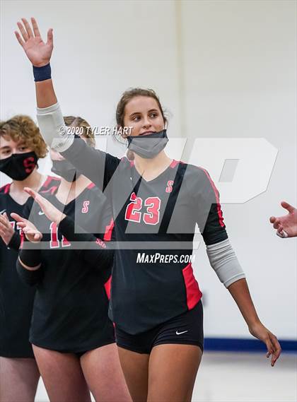 Thumbnail 1 in Decatur Central vs. Terre Haute South Vigo (IHSAA 4A Sectional) photogallery.