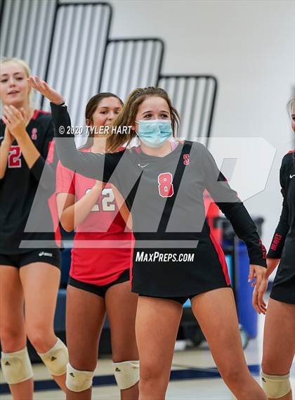 Thumbnail 2 in Decatur Central vs. Terre Haute South Vigo (IHSAA 4A Sectional) photogallery.