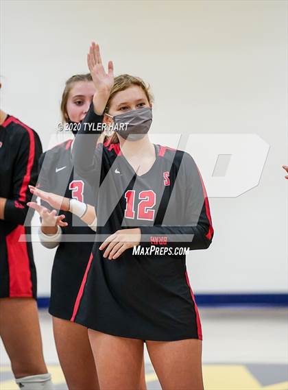 Thumbnail 2 in Decatur Central vs. Terre Haute South Vigo (IHSAA 4A Sectional) photogallery.