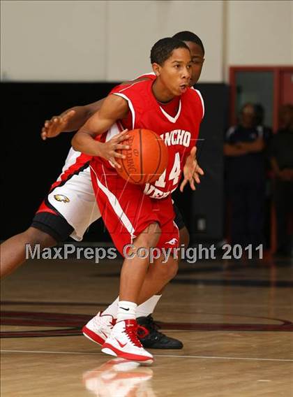 Thumbnail 2 in Etiwanda vs. Rancho Verde (Oaks Christian Tournament) photogallery.