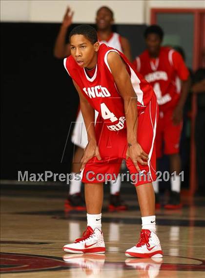 Thumbnail 2 in Etiwanda vs. Rancho Verde (Oaks Christian Tournament) photogallery.