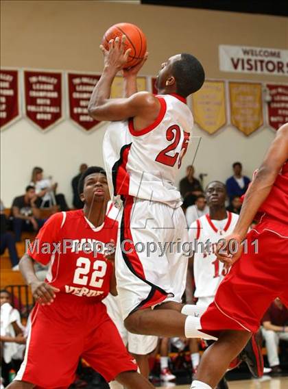 Thumbnail 1 in Etiwanda vs. Rancho Verde (Oaks Christian Tournament) photogallery.