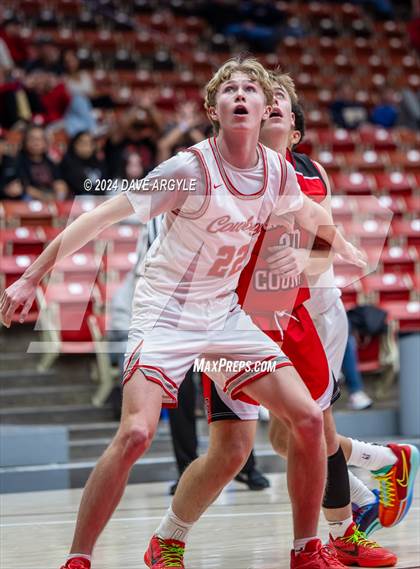 Thumbnail 2 in Grand County vs. Kanab (UHSAA 2A Quarterfinal) photogallery.