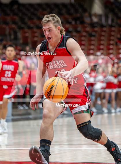 Thumbnail 1 in Grand County vs. Kanab (UHSAA 2A Quarterfinal) photogallery.
