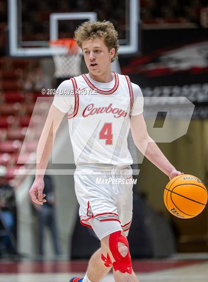 Thumbnail 3 in Grand County vs. Kanab (UHSAA 2A Quarterfinal) photogallery.
