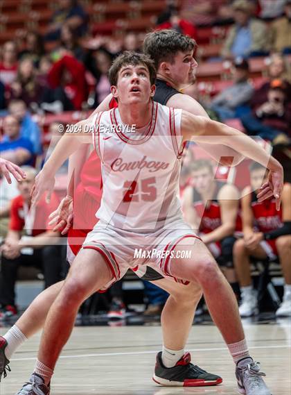 Thumbnail 3 in Grand County vs. Kanab (UHSAA 2A Quarterfinal) photogallery.
