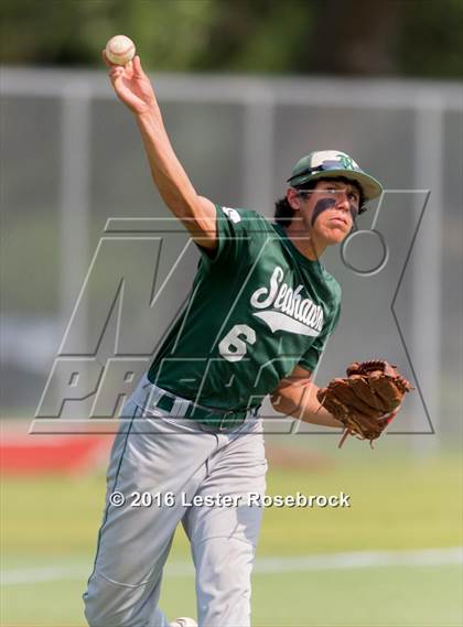 Thumbnail 3 in Center Point vs Kaufer (UIL 2A Area Playoffs) photogallery.