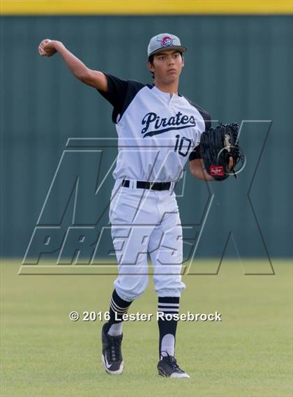 Thumbnail 1 in Center Point vs Kaufer (UIL 2A Area Playoffs) photogallery.