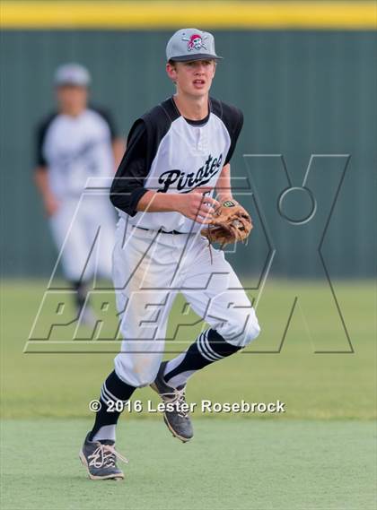 Thumbnail 3 in Center Point vs Kaufer (UIL 2A Area Playoffs) photogallery.