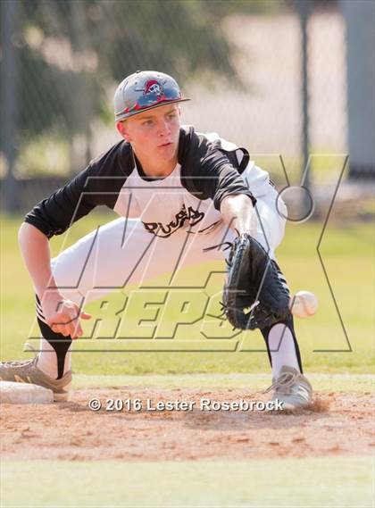 Thumbnail 2 in Center Point vs Kaufer (UIL 2A Area Playoffs) photogallery.