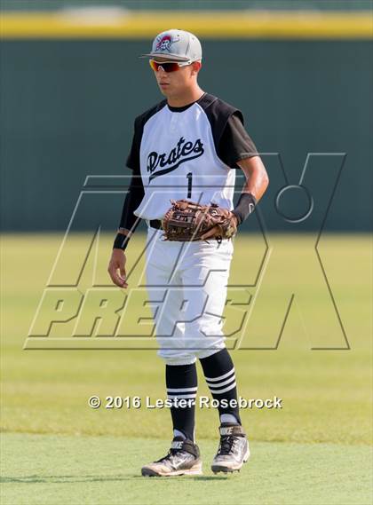 Thumbnail 3 in Center Point vs Kaufer (UIL 2A Area Playoffs) photogallery.