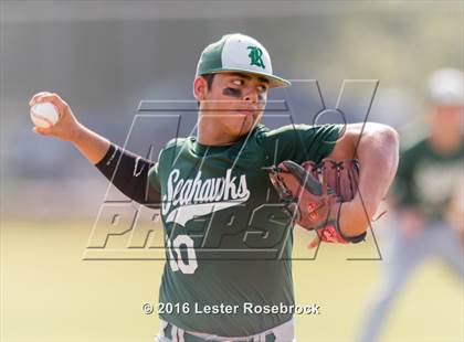 Thumbnail 3 in Center Point vs Kaufer (UIL 2A Area Playoffs) photogallery.