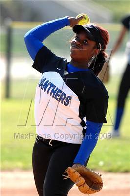 Thumbnail 2 in Charter Oak @ Diamond Ranch photogallery.