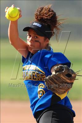 Thumbnail 3 in Charter Oak @ Diamond Ranch photogallery.