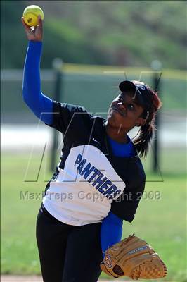 Thumbnail 2 in Charter Oak @ Diamond Ranch photogallery.