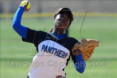 Thumbnail 2 in Charter Oak @ Diamond Ranch photogallery.