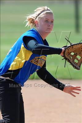Thumbnail 2 in Charter Oak @ Diamond Ranch photogallery.
