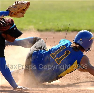 Thumbnail 2 in Charter Oak @ Diamond Ranch photogallery.