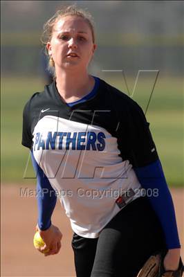 Thumbnail 2 in Charter Oak @ Diamond Ranch photogallery.