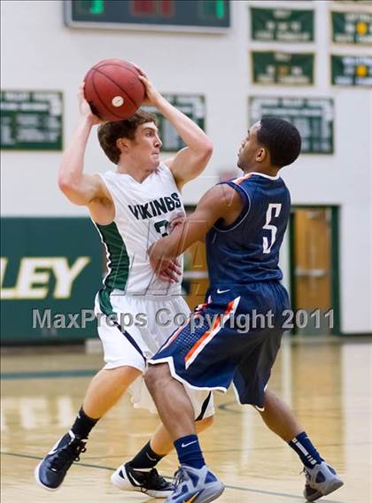 Thumbnail 2 in Briar Woods @ Loudoun Valley photogallery.