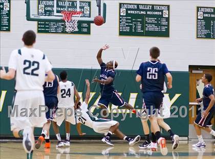 Thumbnail 2 in Briar Woods @ Loudoun Valley photogallery.