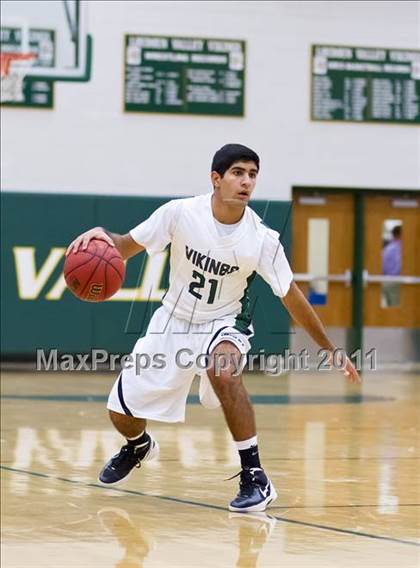 Thumbnail 3 in Briar Woods @ Loudoun Valley photogallery.