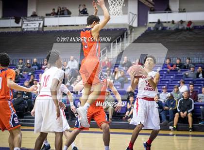 Thumbnail 3 in Brentwood Academy vs. Summit photogallery.
