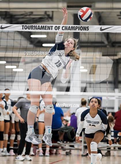 Thumbnail 2 in Vista Murrieta vs Sierra Canyon (Nike Tournament of Champions) photogallery.