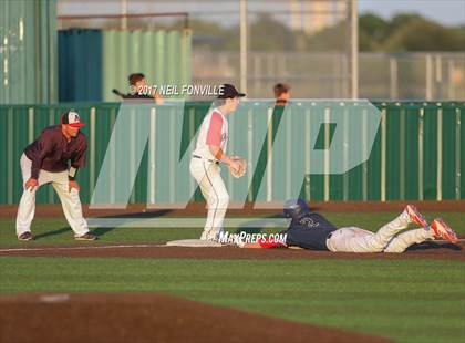 Thumbnail 1 in Allen vs. Harker Heights (UIL 6A Region 1 Area Playoff) photogallery.