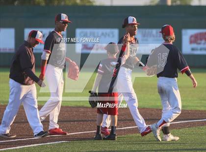Thumbnail 2 in Allen vs. Harker Heights (UIL 6A Region 1 Area Playoff) photogallery.