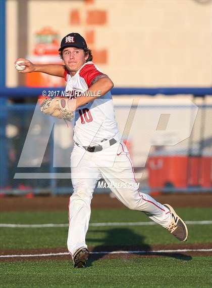 Thumbnail 1 in Allen vs. Harker Heights (UIL 6A Region 1 Area Playoff) photogallery.