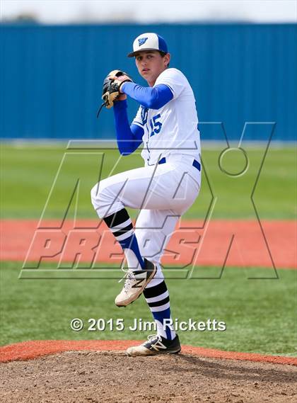 Thumbnail 1 in Weatherford vs Fossil Ridge (Arlington Heights Tournament) photogallery.