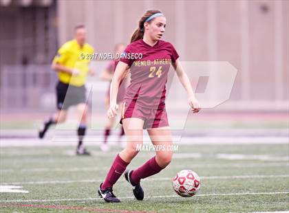 Thumbnail 2 in Burlingame Vs. Menlo-Atherton photogallery.