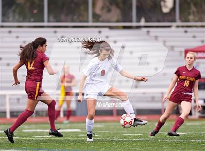 Thumbnail 3 in Burlingame Vs. Menlo-Atherton photogallery.