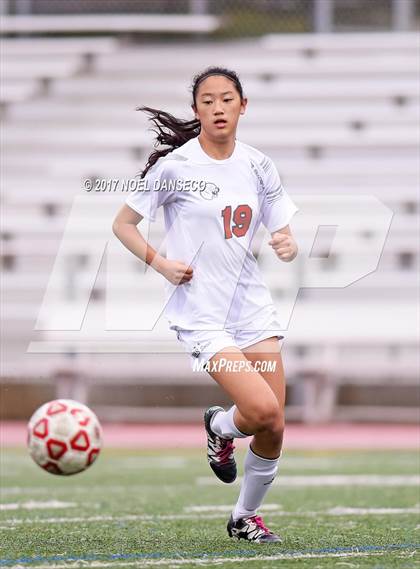 Thumbnail 2 in Burlingame Vs. Menlo-Atherton photogallery.
