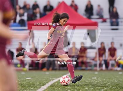 Thumbnail 3 in Burlingame Vs. Menlo-Atherton photogallery.