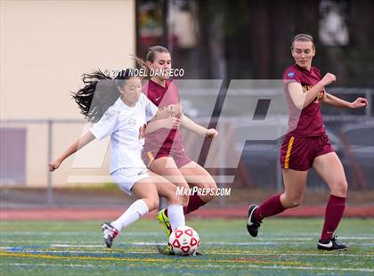Thumbnail 3 in Burlingame Vs. Menlo-Atherton photogallery.