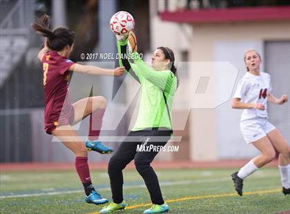 Thumbnail 2 in Burlingame Vs. Menlo-Atherton photogallery.